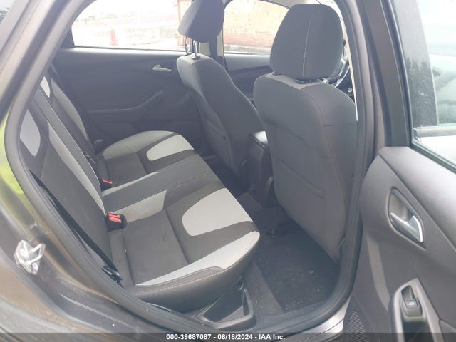Ford FOCUS SE 2014 1FADP3F20EL348111 Image 8