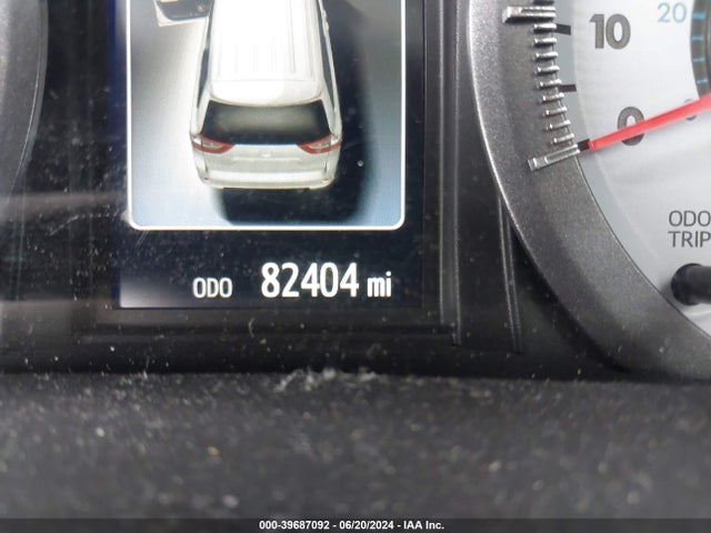 5TDXZ3DC7HS820420 Toyota Sienna Se Premium 8 Passenger