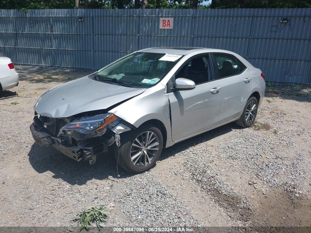 Toyota COROLLA LE 2018 2T1BURHE1JC097587 Image 2