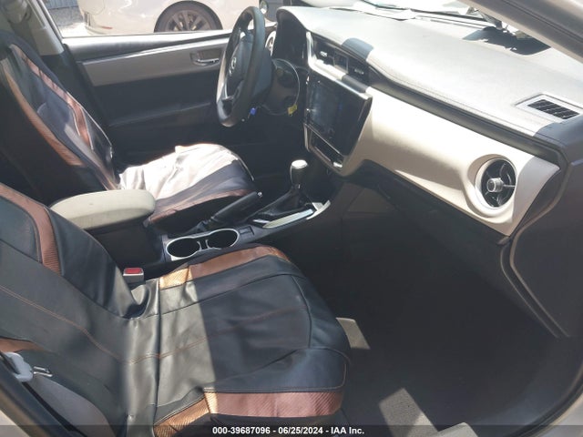 Toyota COROLLA LE 2018 2T1BURHE1JC097587 Image 5