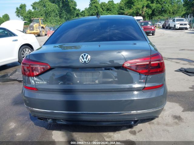 1VWAA7A3XJC025228 Volkswagen Passat 2.0t R-line/2.0t S
