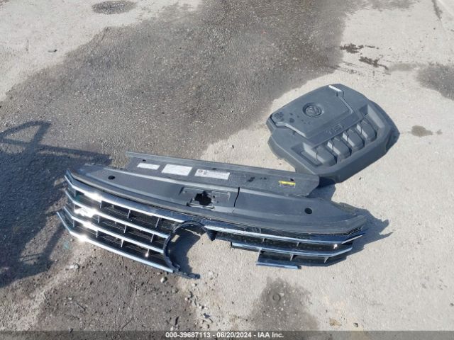 1VWAA7A3XJC025228 Volkswagen Passat 2.0t R-line/2.0t S