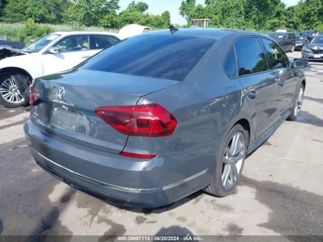 1VWAA7A3XJC025228 Volkswagen Passat 2.0t R-line/2.0t S
