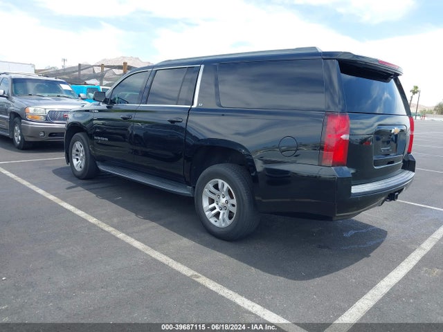Chevrolet Suburban Lt 2017 1GNSCHKC3HR111498 Image 3