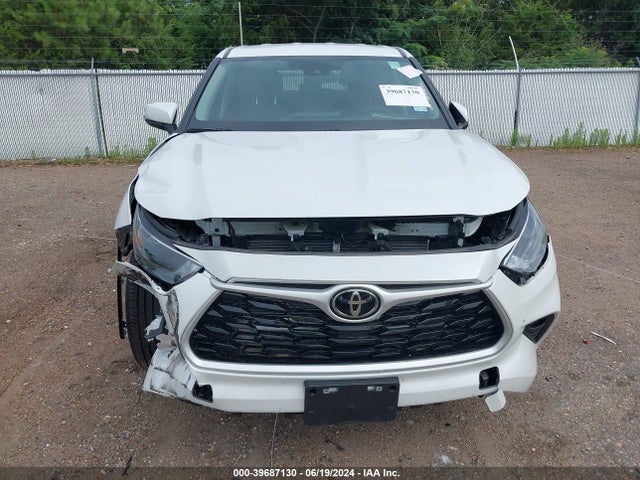 Toyota Highlander Le 2024 5TDKDRBH3RS535726 Image 12