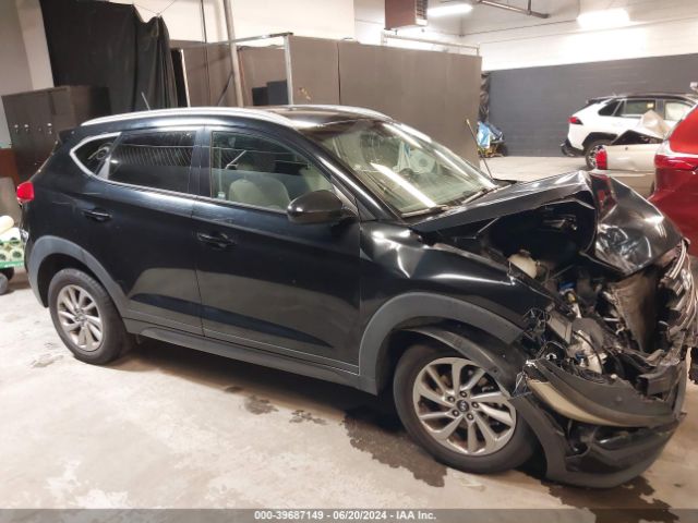 KM8J33A42GU177405 Hyundai TUCSON SE