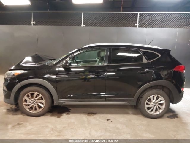 KM8J33A42GU177405 Hyundai TUCSON SE
