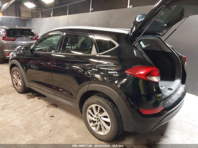 KM8J33A42GU177405 Hyundai TUCSON SE