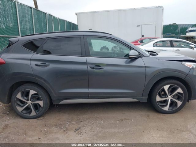 KM8J33A28JU836657 Hyundai Tucson Value