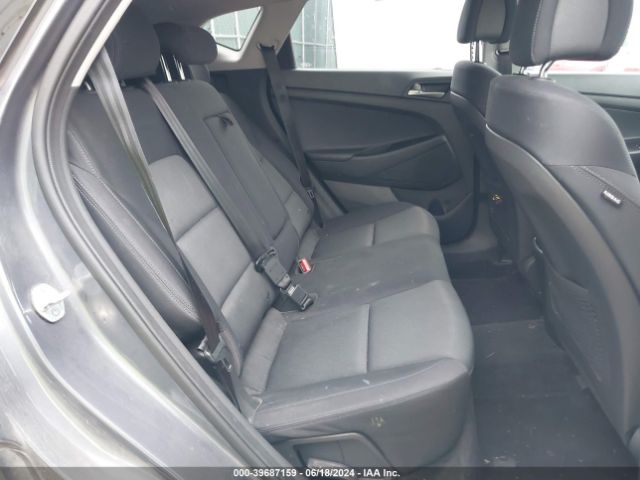 KM8J33A28JU836657 Hyundai Tucson Value