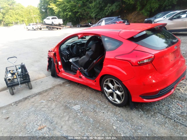 Ford FOCUS ST 2016 1FADP3L99GL328363 Image 3
