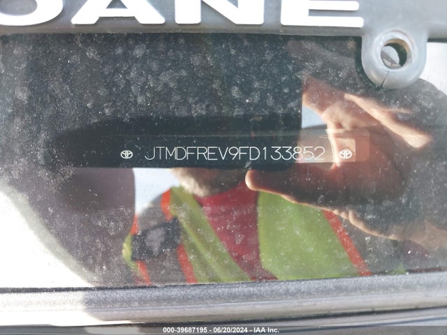Toyota Rav4 Limited 2015 JTMDFREV9FD133852 Image 9