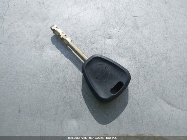 2000 JAGUAR XJ8 SAJDA24C4YLF14575 Photo 10