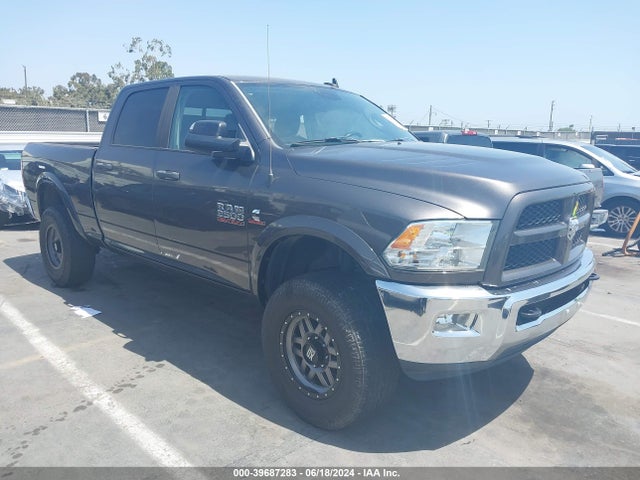 2015 3C6UR5DL2FG696123 main image