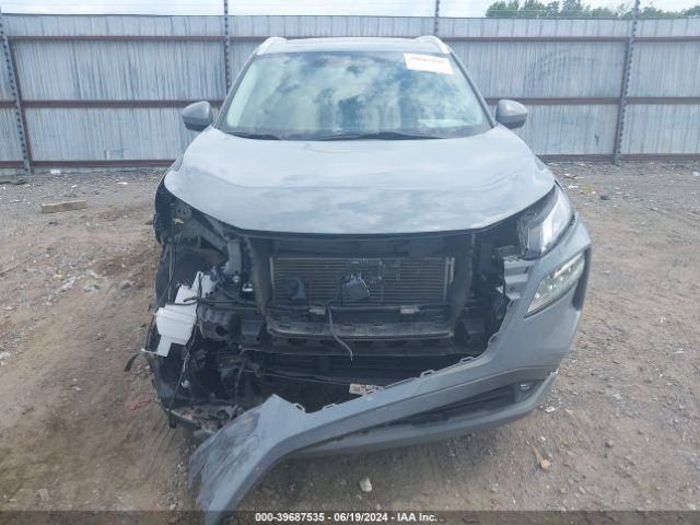 5N1AT3CA0MC696683 Nissan Rogue Sl Fwd