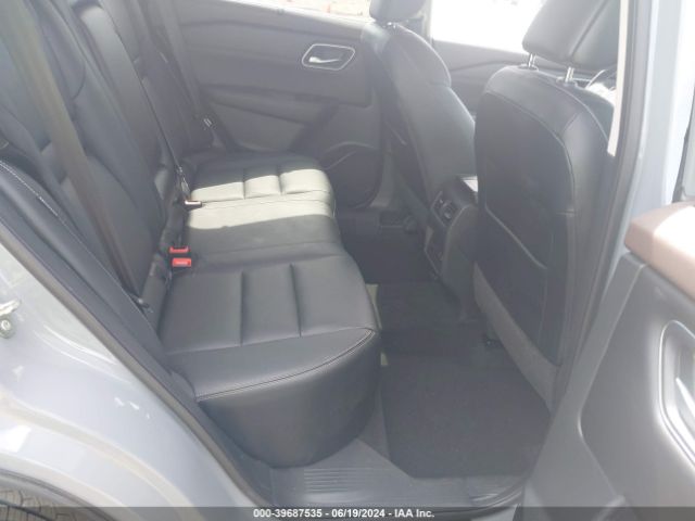 5N1AT3CA0MC696683 Nissan Rogue Sl Fwd