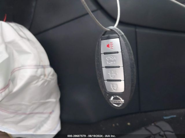 3N1CN8EV3ML873352 Nissan Versa Sv Xtronic Cvt
