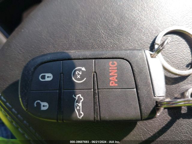 1C3CCCDG0FN630355 Chrysler 200 S