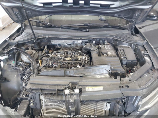 3VVCB7AX6PM022685 Volkswagen Tiguan 2.0t Se R-line Black