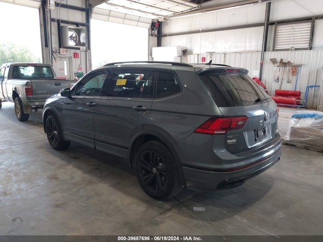 3VVCB7AX6PM022685 Volkswagen Tiguan 2.0t Se R-line Black