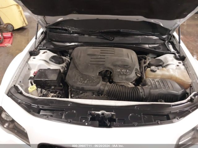 2C3CCABGXFH743794 Chrysler 300 300s