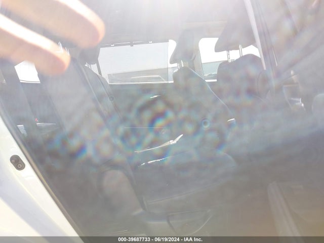 Toyota Highlander Xle 2022 5TDGZRBH4NS581664 Image 8