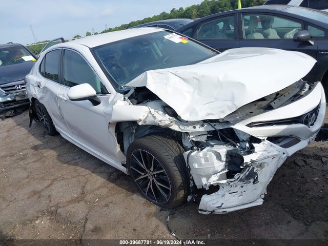 Toyota CAMRY SE 2021 4T1G11AK8MU484107 головне зображення