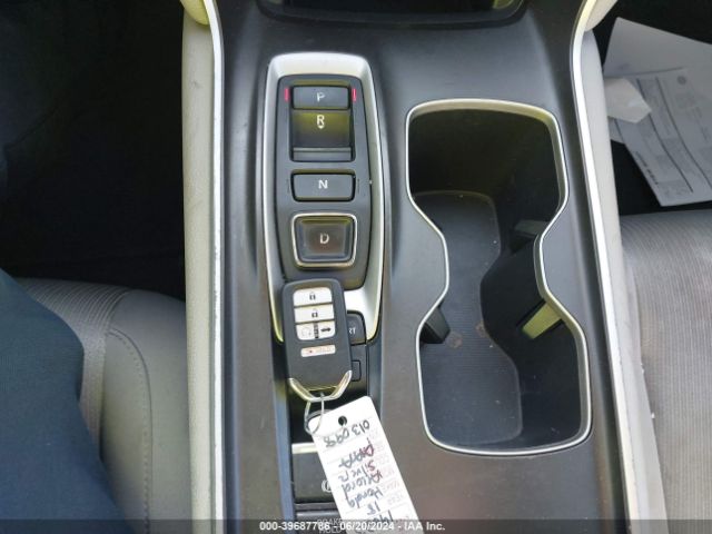 1HGCV3F48JA013098 Honda Accord Hybrid Ex