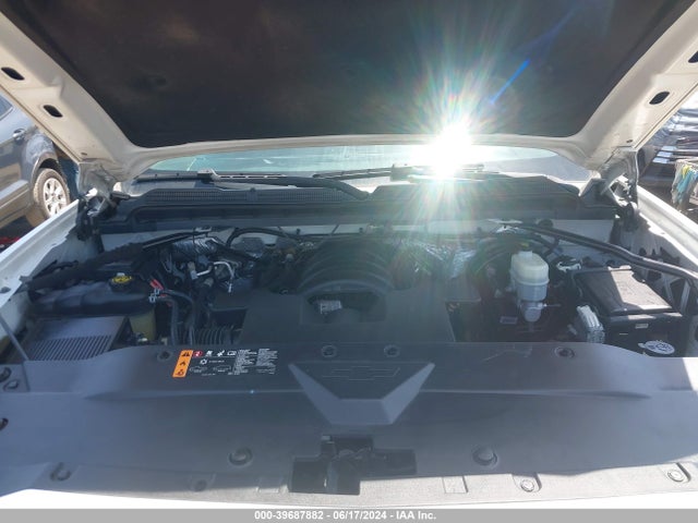 Chevrolet Silverado 1500 Custom 2018 1GCRCPEC7JZ154437 Image 10