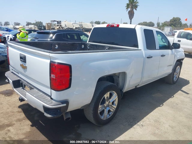 Chevrolet Silverado 1500 Custom 2018 1GCRCPEC7JZ154437 Image 4