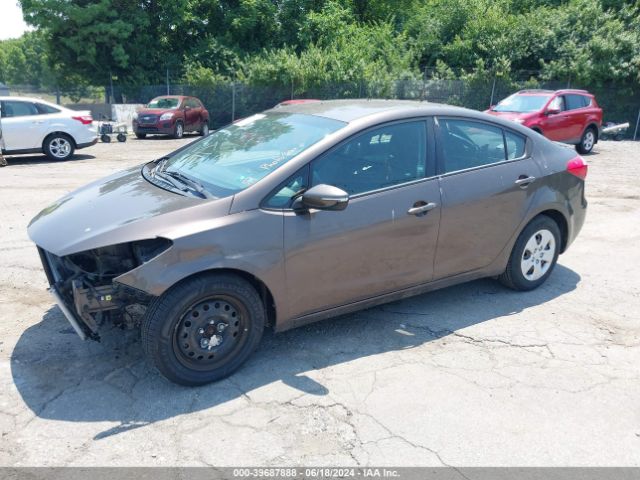 KNAFX4A63F5258005 KIA FORTE LX