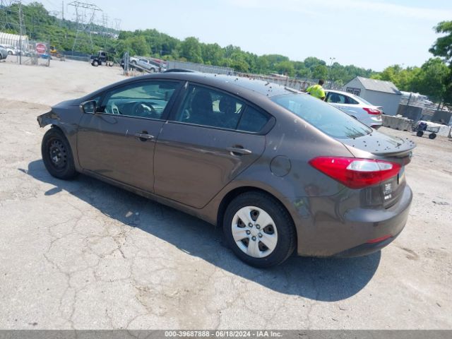 KNAFX4A63F5258005 KIA FORTE LX
