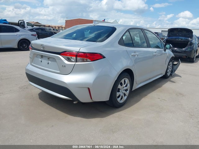 Toyota COROLLA LE 2020 5YFEPRAE2LP036475 Image 4