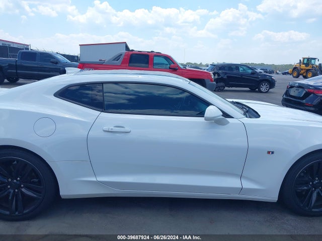 Chevrolet Camaro 1lt 2018 1G1FB1RXXJ0108470 Image 13