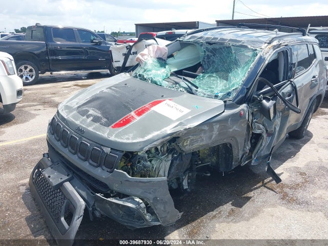3C4NJDDB0NT132823 Jeep Compass Trailhawk 4x4
