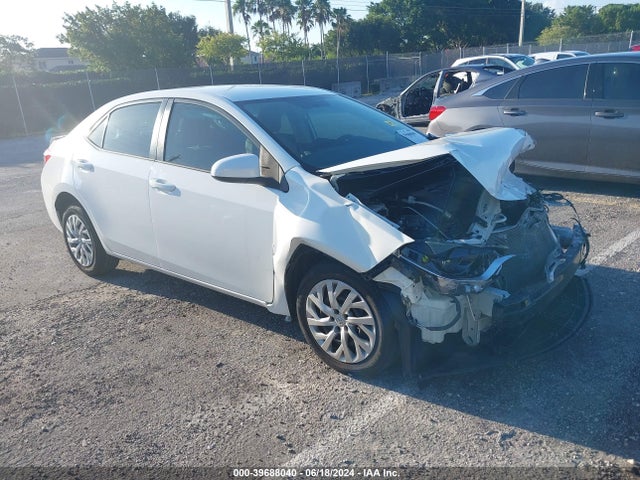 Toyota COROLLA LE 2016 5YFBURHE7GP513120 Image 1