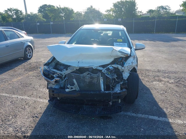 Toyota COROLLA LE 2016 5YFBURHE7GP513120 Image 6