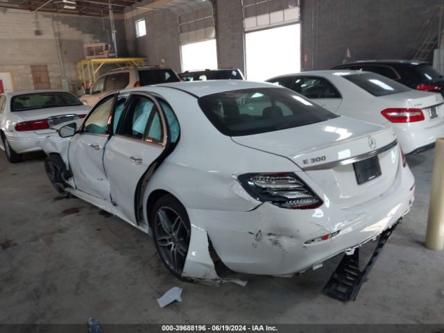 WDDZF4KB2HA243509 Mercedes-Benz E 300 4matic