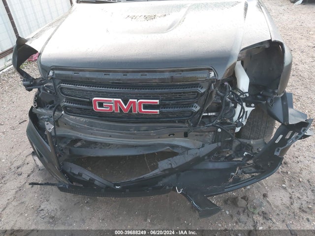 2GKFLPE33H6158143 GMC Terrain Slt