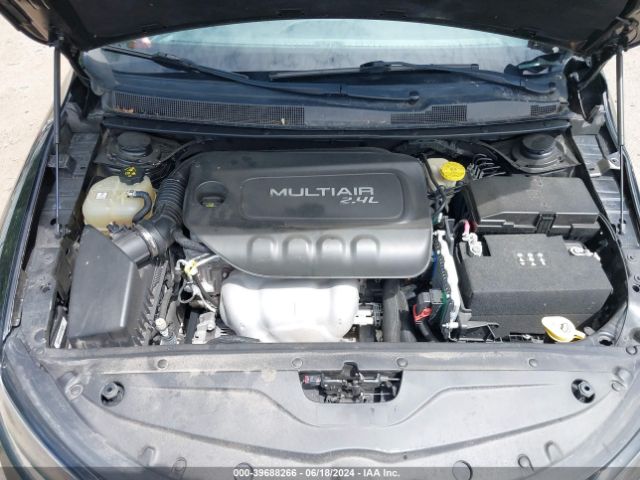 1C3CCCBB5GN141779 Chrysler 200 S
