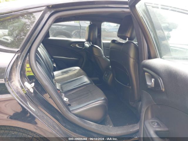 1C3CCCBB5GN141779 Chrysler 200 S