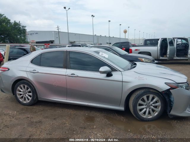 4T1B11HK8JU002036 Toyota CAMRY LE