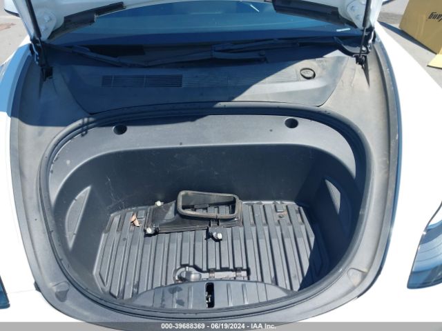 2022 TESLA MODEL 3 5YJ3E1EB4NF309283 Photo 9