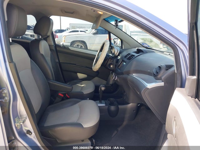 Chevrolet Spark 2lt Auto 2014 KL8CF6S98EC555853 Image 5