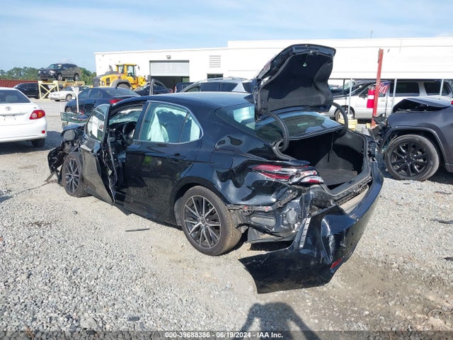 Toyota CAMRY SE 2022 4T1T11AK8NU683223 Image 3