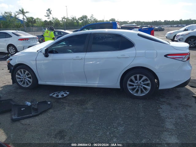 Toyota CAMRY LE 2021 4T1C11AK3MU562291 Image 14