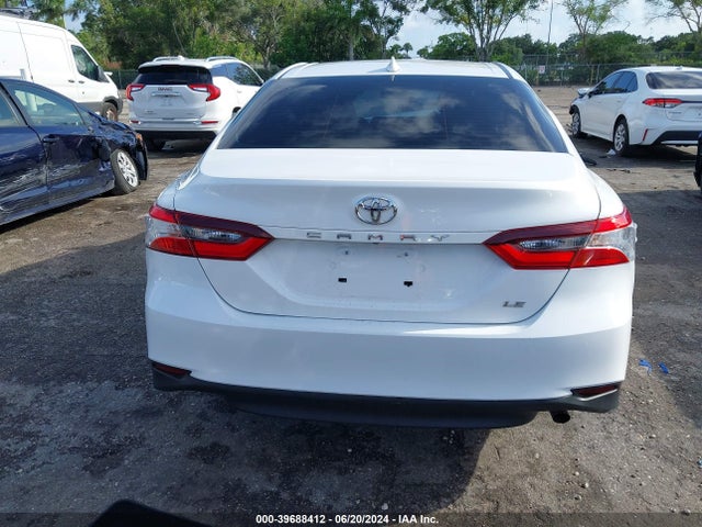Toyota CAMRY LE 2021 4T1C11AK3MU562291 Image 16