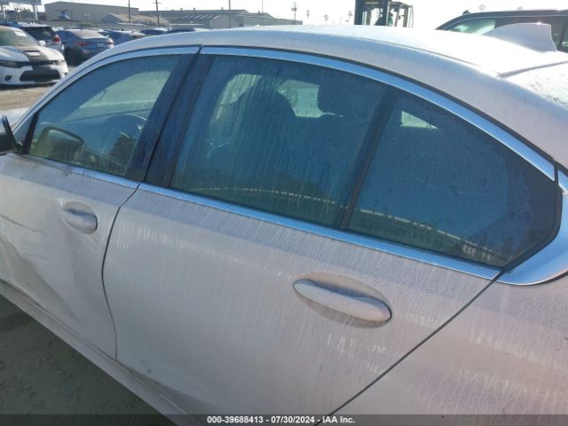3MW5R1J03M8B93396 BMW 330I