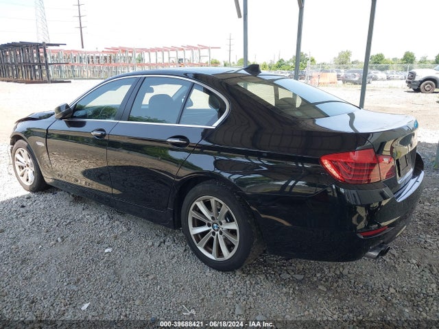 WBA5A7C57GG148812 BMW 528i Xdrive