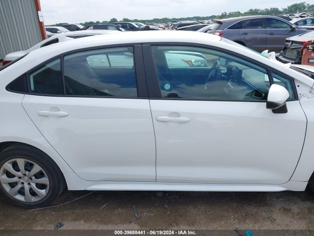 Toyota COROLLA LE 2022 5YFEPMAEXNP306459 Image 13